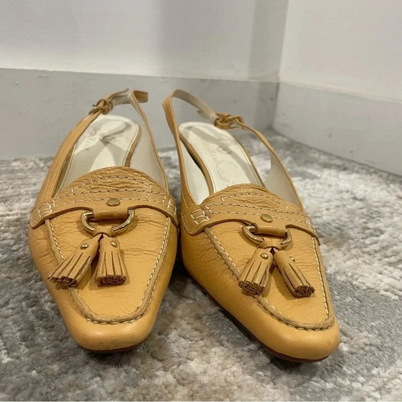 Cole Haan Women's Sz 6B Leather Sling Back Kitten Heels, Made in Brazil - Picture 8 of 9